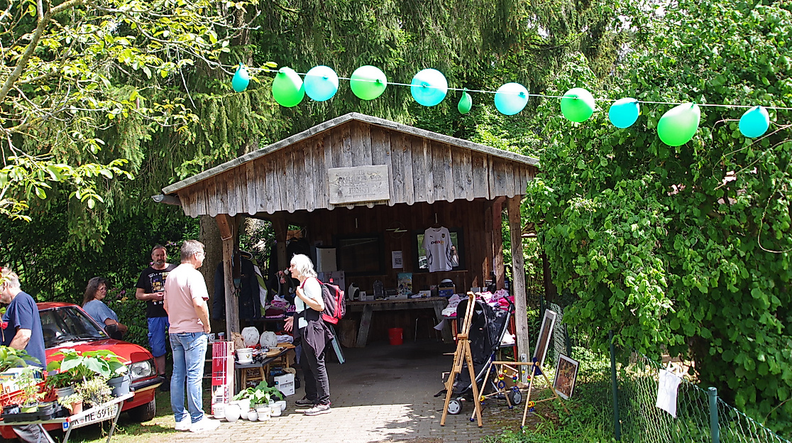 Pfanzen, Kinderklamotten Deko und mehr zu entdecken