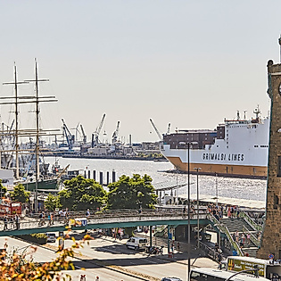 Stadt- & 1-stündige Hafenrundfahrt
