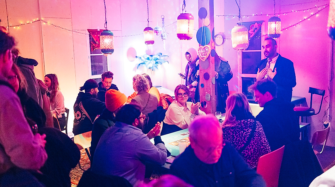 Einblick in das Soli-Casino des Internationalen Sommerfestivals bei Migrantpolitan.