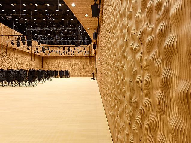 elbphilharmonie_kleiner-saal_c-2016-michael-zapf