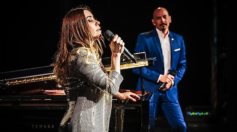 QUEEN Rhapsody - Cinematic Symphony unplugged - mit Natalia Posnova und Michael Auston