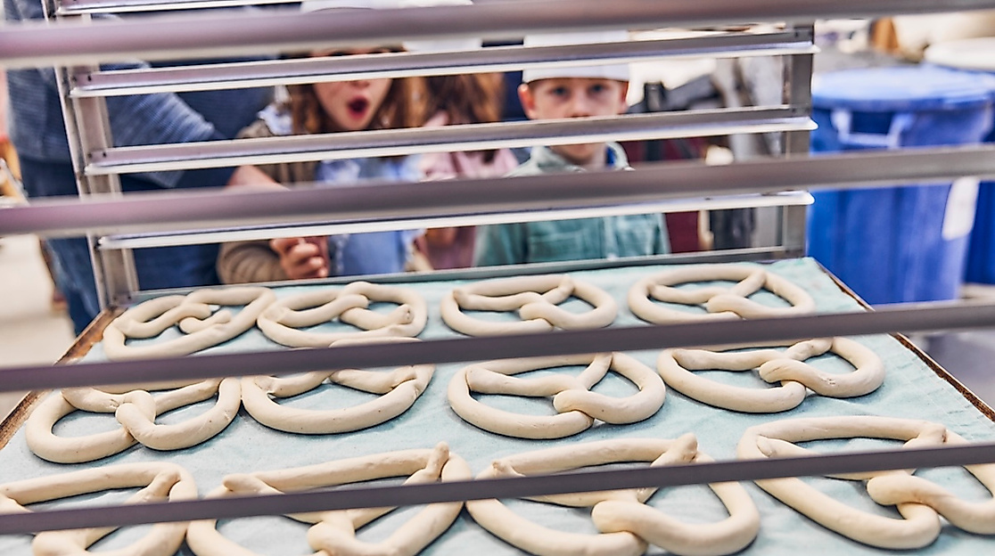 Blick hinter die Kulissen: Beim Mühlenfest einfach mal durch die Backstube schnuppern