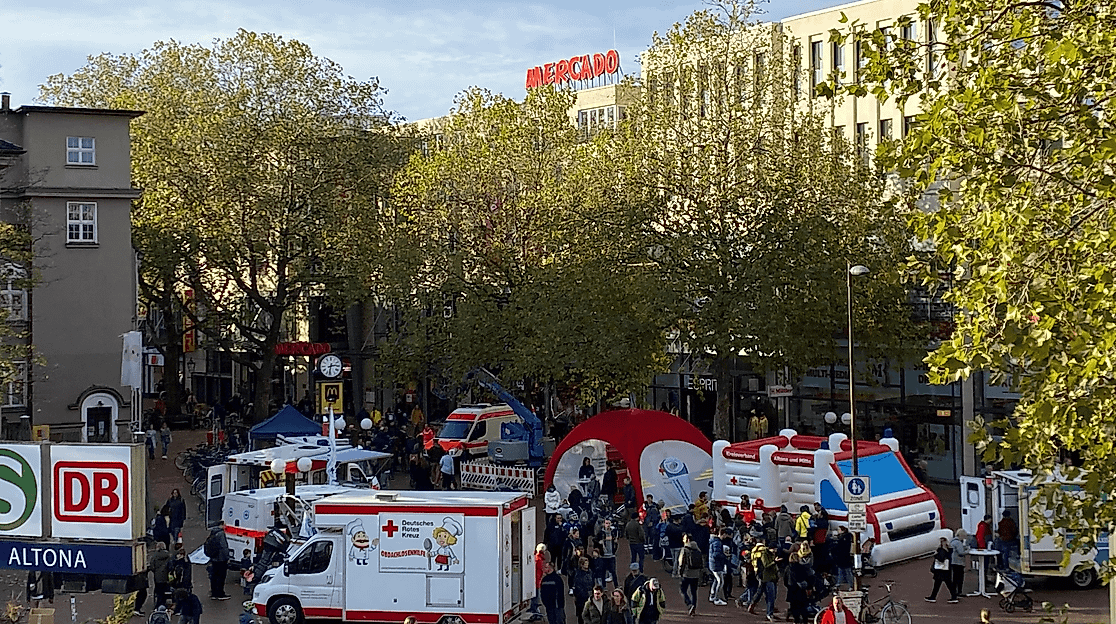 Die "blaue Meile" vor dem Mercado in Altona