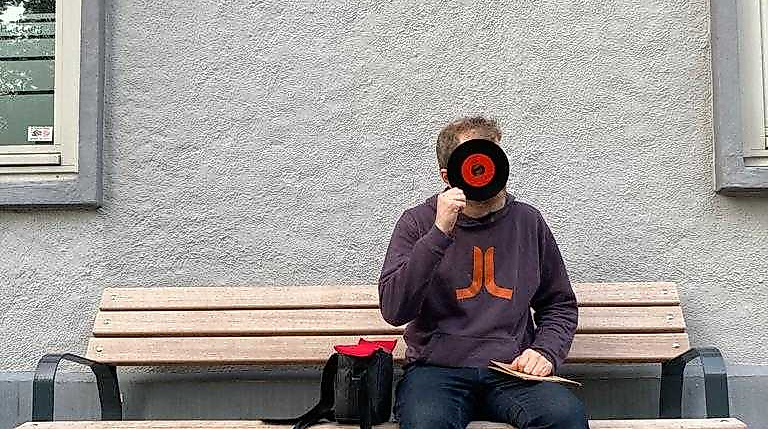 dj-nico-thien-ggue-ponybar-credit-martin-ponybar