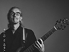 BJÖRN MEYER Solo - Convergence (ECM)