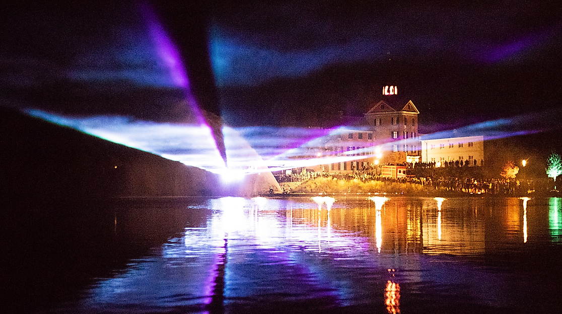 Laser-Spektakel am See